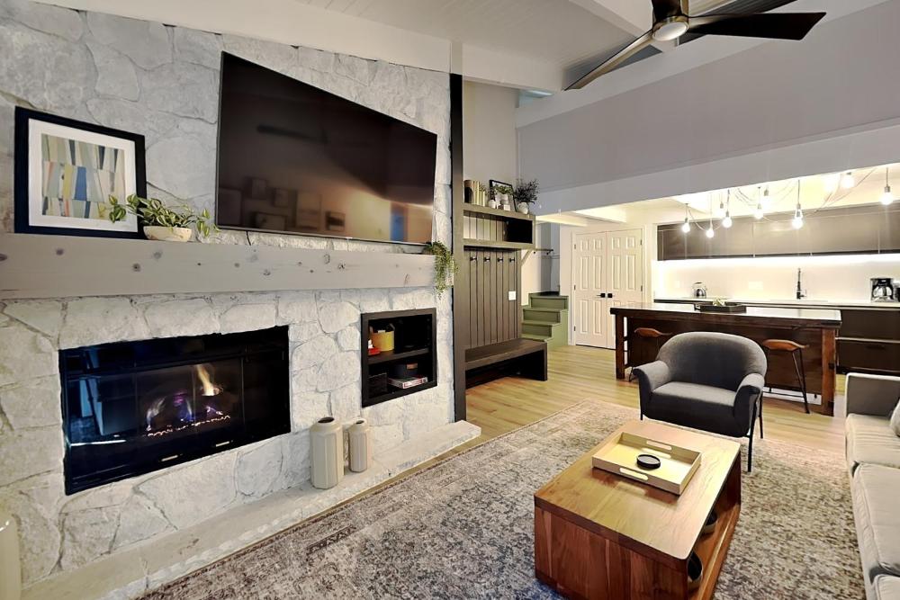 Deluxe Apartment interior